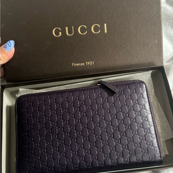 GUCCI Microguccissima Zippy Wallet in Purple and Silver Hardwear - Picture 13 of 16